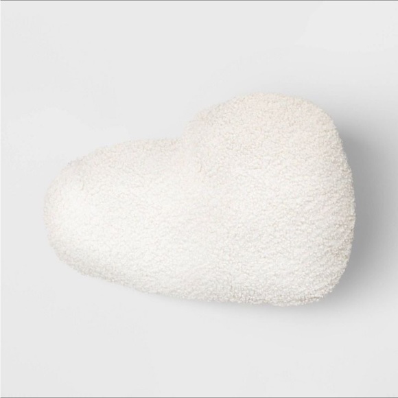 Oversized Teddy Boucle Heart Throw Pillow Ivory - Threshold™ - Picture 4 of 6